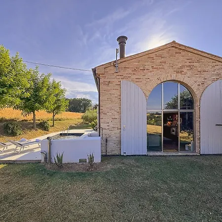Santomaro Country Loft - Private Pool In The Hills By Host Hero فيلة Morrovalle