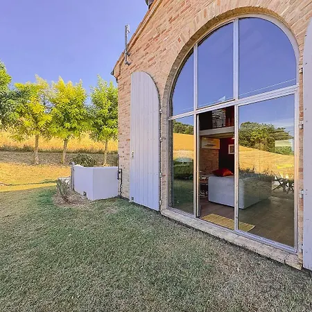 Santomaro Country Loft - Private Pool In The Hills By Host Hero Morrovalle